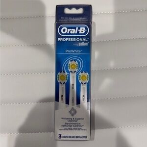 Oral-B Professional ProWhite Toothbrush Heads